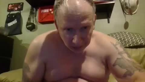 woody0732 online show from 11.26.25