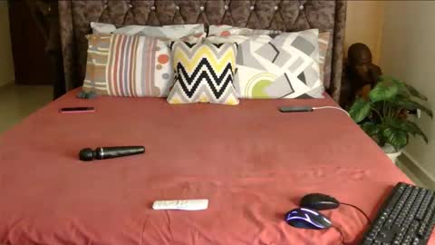 Woody and Buzz online show from 01.08.25