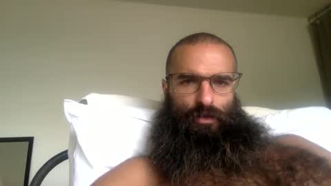 Snapshot of woof_wolf37 chatting on 04.27.26 woof_wolf37 online show from 04.27.26