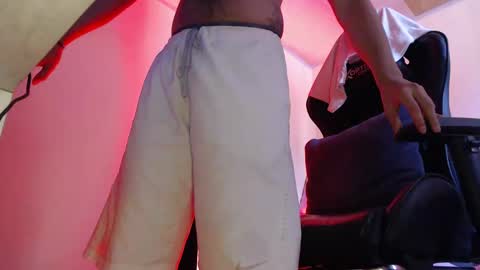 Woondeer online show from 11.01.25