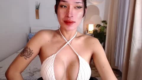 Snapshot of worldclass_sassy chatting on 01.23.25 Camilla online show from 01.23.25