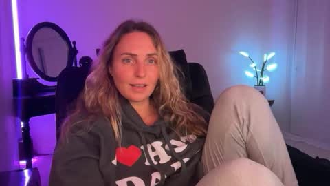 worldofmoody online show from 05.05.26