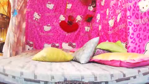 Snapshot of worldsexarika chatting on 05.12.26 AIRA online show from 05.12.26
