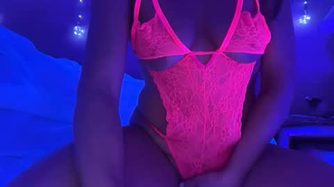 Snapshot of worthdaddy2cum chatting on 02.01.26 cum4me online show from 02.01.26