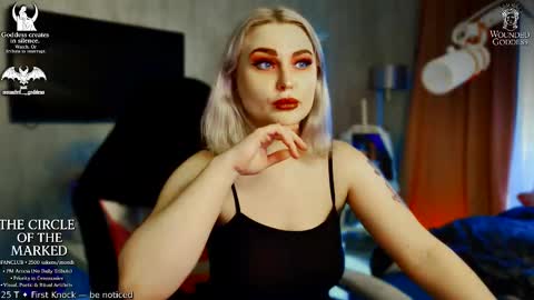 Snapshot of wounded_goddess chatting on 02.10.26 Goddess Sophy online show from 02.10.26