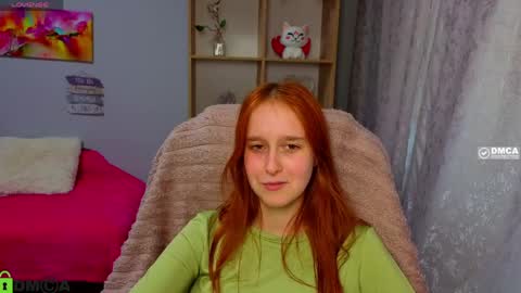 Snapshot of wow_emma_ chatting on 04.18.26 wow_emma_ online show from 04.18.26