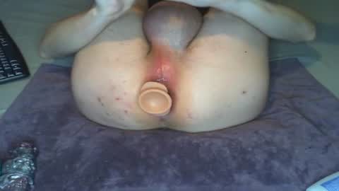 Snapshot of wowgape chatting on 12.07.24 Butt Slut online show from 12.07.24