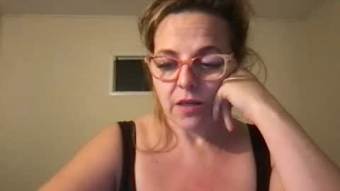 Snapshot of wowok47 chatting on 05.26.26 Cute Newb X online show from 05.26.26