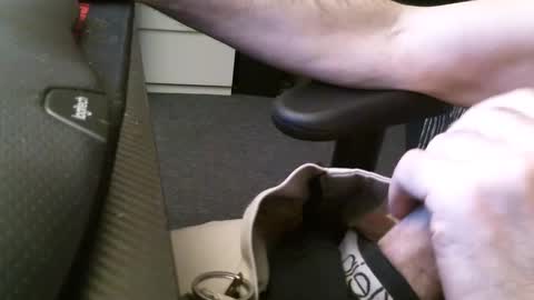 Snapshot of wrangleat0r chatting on 09.18.25 wrangleat0r online show from 09.18.25