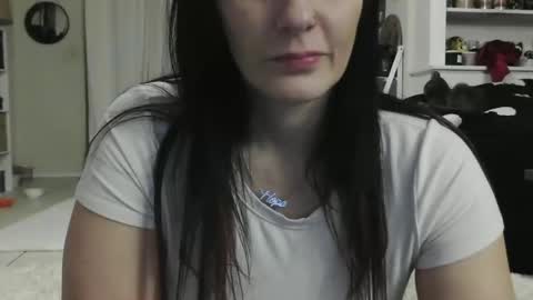 Snapshot of wrenleigh chatting on 01.22.25 Crystal Lake online show from 01.22.25