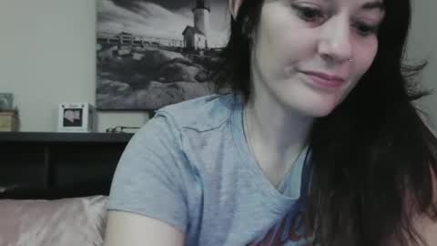 Snapshot of wrenleigh chatting on 02.09.25 Crystal Lake online show from 02.09.25