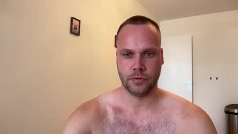 Snapshot of wsvogel chatting on 10.29.25 joejoe online show from 10.29.25