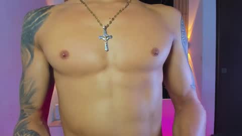 wyatt online show from 11.05.25