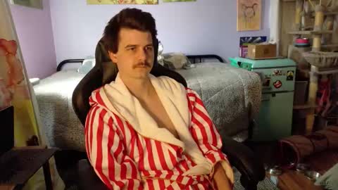 Wyatt online show from 11.07.25