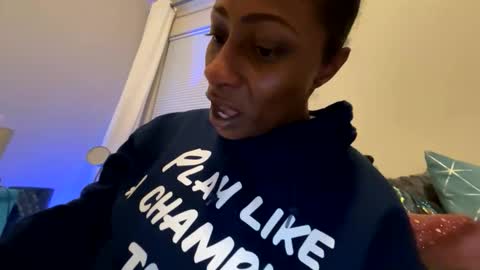 Wynter Heat online show from 11.04.25