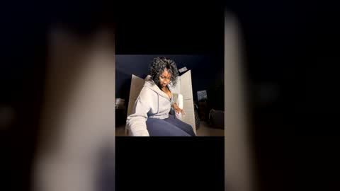 Snapshot of wynterheat chatting on 04.23.26 Wynter Heat online show from 04.23.26