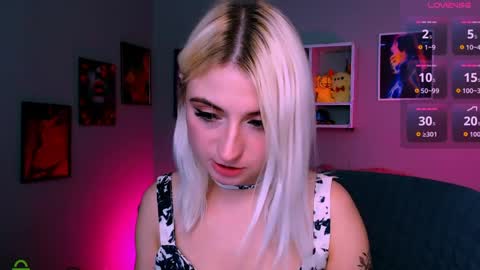 x_alexia_x online show from 04.30.26