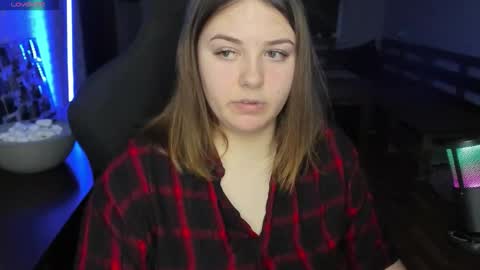 LOVE NERDS ONLY online show from 10.17.25