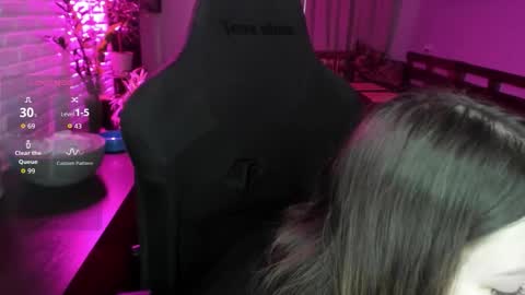 LOVE NERDS ONLY online show from 03.25.26