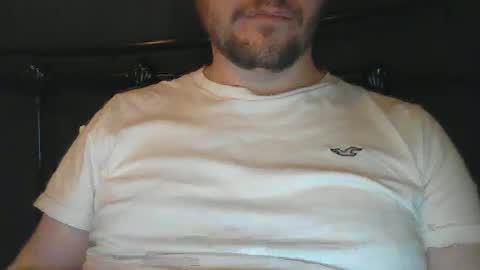 Snapshot of x_yes chatting on 12.08.24 x_yes online show from 12.08.24