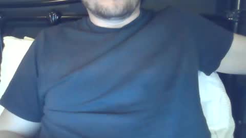 Snapshot of x_yes chatting on 01.18.25 x_yes online show from 01.18.25