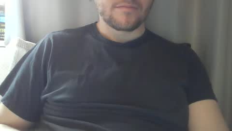 Snapshot of x_yes chatting on 01.20.25 x_yes online show from 01.20.25