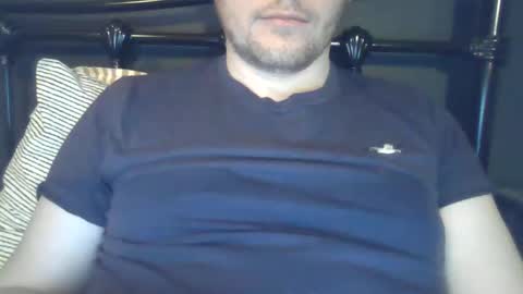 Snapshot of x_yes chatting on 02.18.25 x_yes online show from 02.18.25