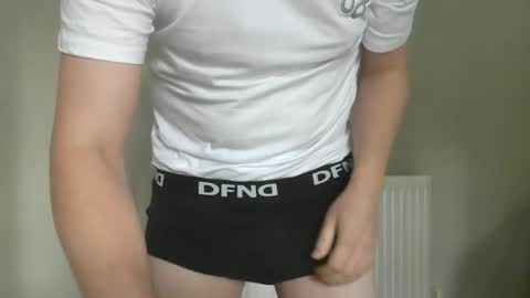 Snapshot of x_yes chatting on 09.09.25 x_yes online show from 09.09.25