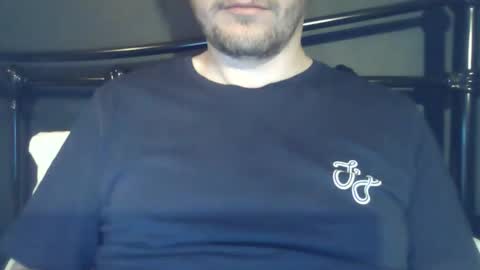 Snapshot of x_yes chatting on 10.27.25 x_yes online show from 10.27.25