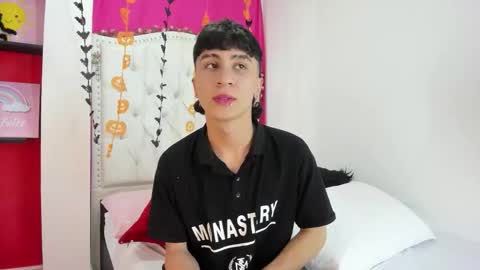 Snapshot of xaandergrey chatting on 10.05.25 xaanderGrey online show from 10.05.25