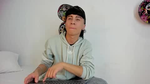 Snapshot of xaandergrey chatting on 10.09.25 xaanderGrey online show from 10.09.25