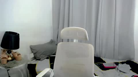 Snapshot of xairah_doux chatting on 04.09.26 xairah_doux online show from 04.09.26