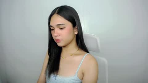 Snapshot of xairah_doux chatting on 05.17.26 xairah_doux online show from 05.17.26