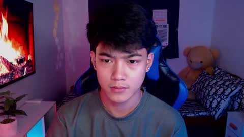 Prince Aldrian  online show from 01.03.25