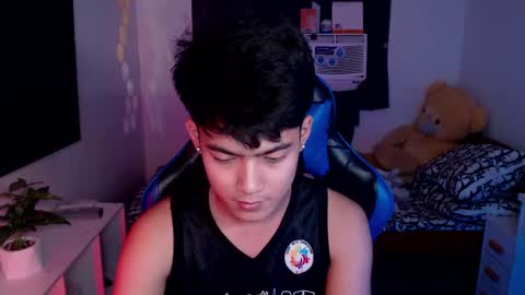 Prince Aldrian  online show from 02.19.25