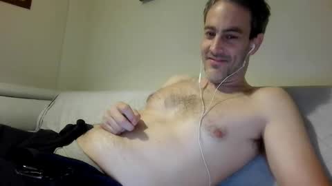 Snapshot of xalegarmax chatting on 05.13.26 xalegarmax online show from 05.13.26