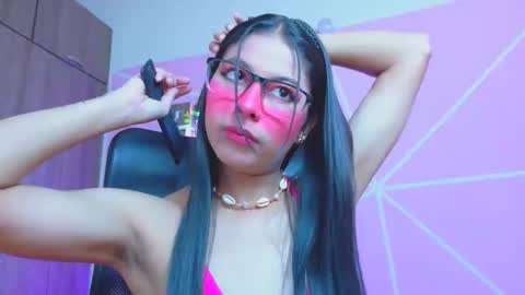 Snapshot of xallysonx_ chatting on 04.30.26 XALLYSONX online show from 04.30.26