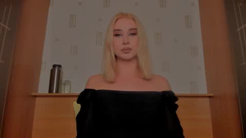 Snapshot of xander_novak chatting on 02.17.26 xander_novak online show from 02.17.26