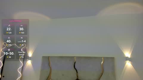 Snapshot of xander_tay chatting on 01.13.25 ISSANDER online show from 01.13.25