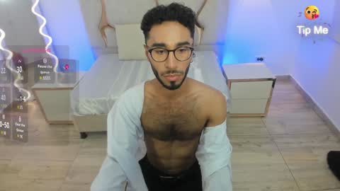 Snapshot of xander_tay chatting on 01.15.25 ISSANDER online show from 01.15.25