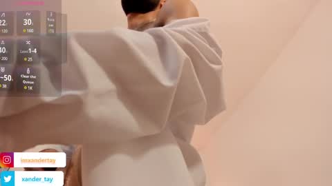 Snapshot of xander_tay chatting on 02.19.25 ISSANDER online show from 02.19.25