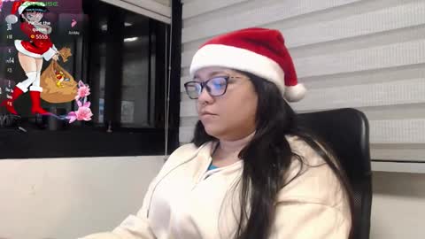 Snapshot of xander_taylor_ chatting on 12.17.25 xander_taylor_ online show from 12.17.25