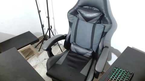 Snapshot of xanderstone00 chatting on 02.06.26 Xanderstone online show from 02.06.26