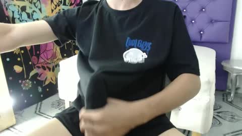 Snapshot of xandressex chatting on 01.24.25 Andres online show from 01.24.25