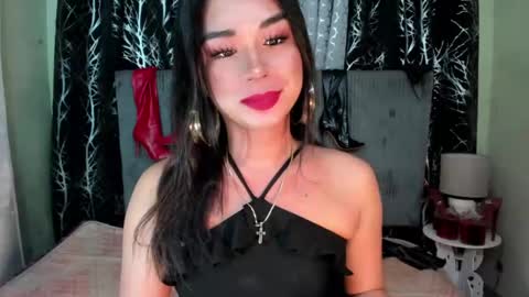 Snapshot of xaurora_fantacyx chatting on 01.21.25 aurora online show from 01.21.25