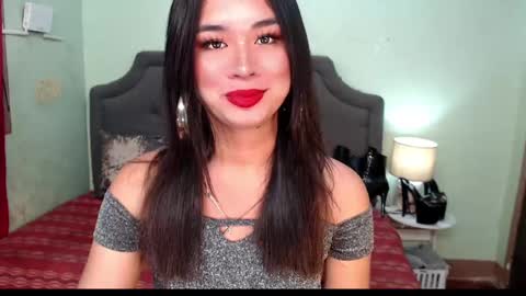 Snapshot of xaurora_fantacyx chatting on 01.30.25 aurora online show from 01.30.25