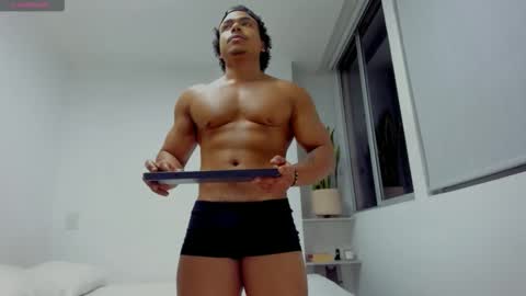 Xavier online show from 11.07.25