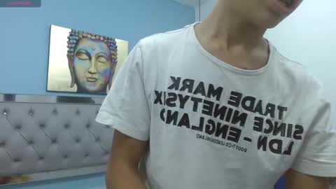 Snapshot of xavii_18_ chatting on 01.23.25 xavii_18_ online show from 01.23.25