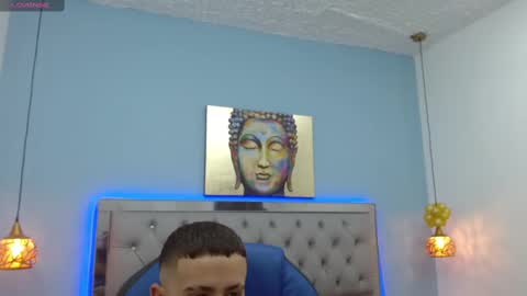 Snapshot of xavii_18_ chatting on 02.26.25 xavii_18_ online show from 02.26.25