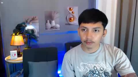 Charlie online show from 04.08.26